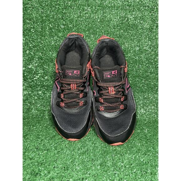 New Balance 410v6 Trail Shoe Women Size 8 Black Pink All Terrain Running Trainer - Picture 5 of 9